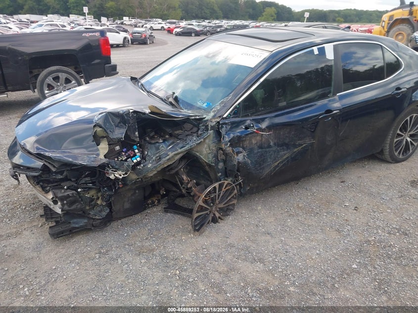 2020 TOYOTA CAMRY auction photo 6