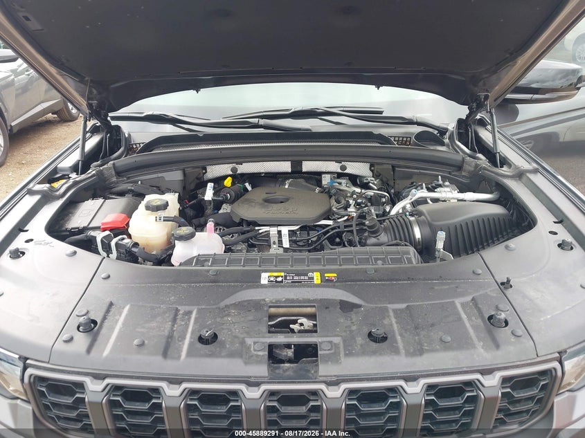 JEEP GRAND CHEROKEE - zdjęcie 10