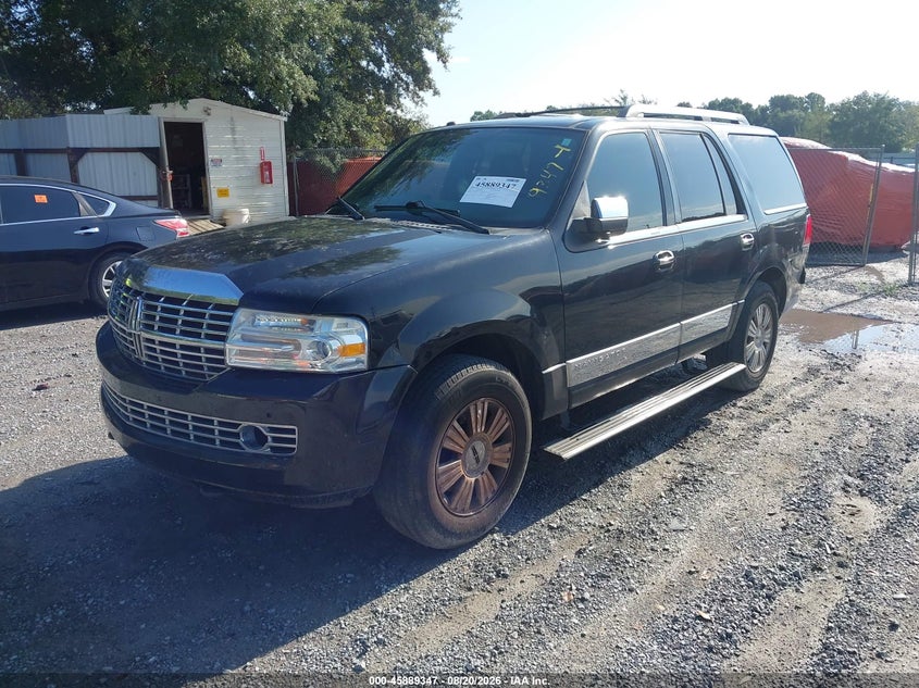 2014 LINCOLN NAVIGATOR auction photo 2