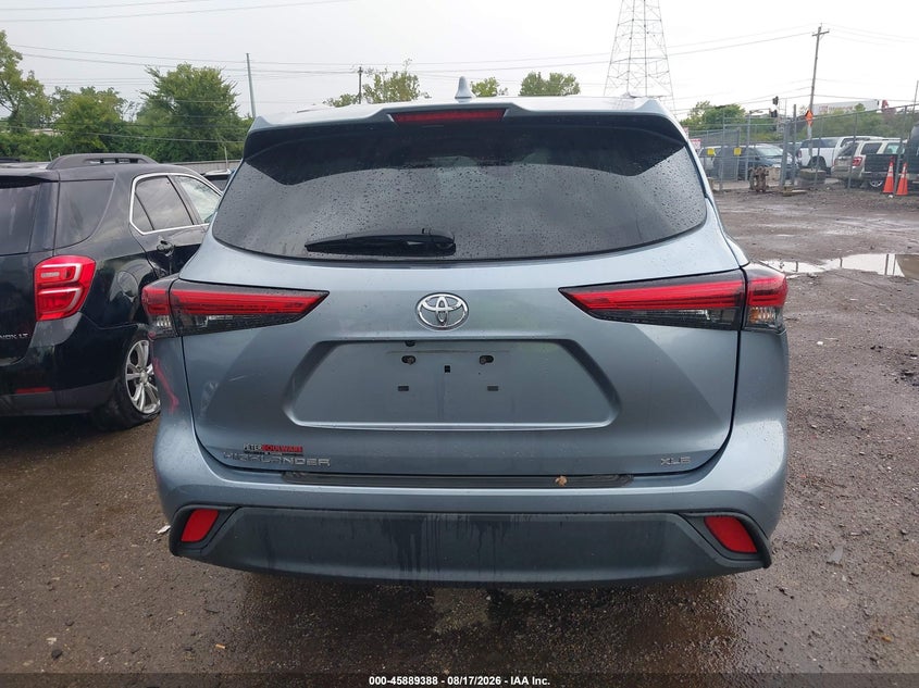 TOYOTA HIGHLANDER - zdjęcie 16
