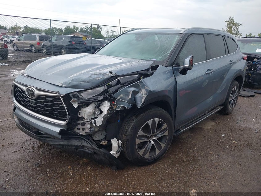 TOYOTA HIGHLANDER - zdjęcie 2