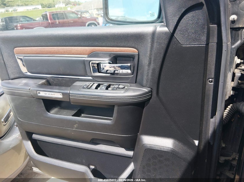 2013 RAM 1500 PICKUP 5.7L V-8 VVT, 395HP