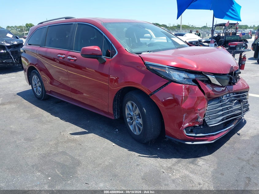 TOYOTA SIENNA - zdjęcie 1