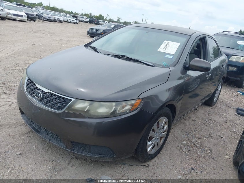 2013 Kia Forte, Обычный износ, IAAI, VIN KNAFU4A2XD5721079 — фото 2
