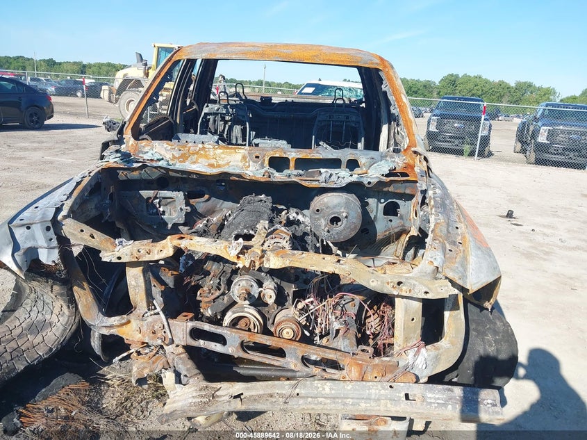 2016 RAM 1500 auction photo 6