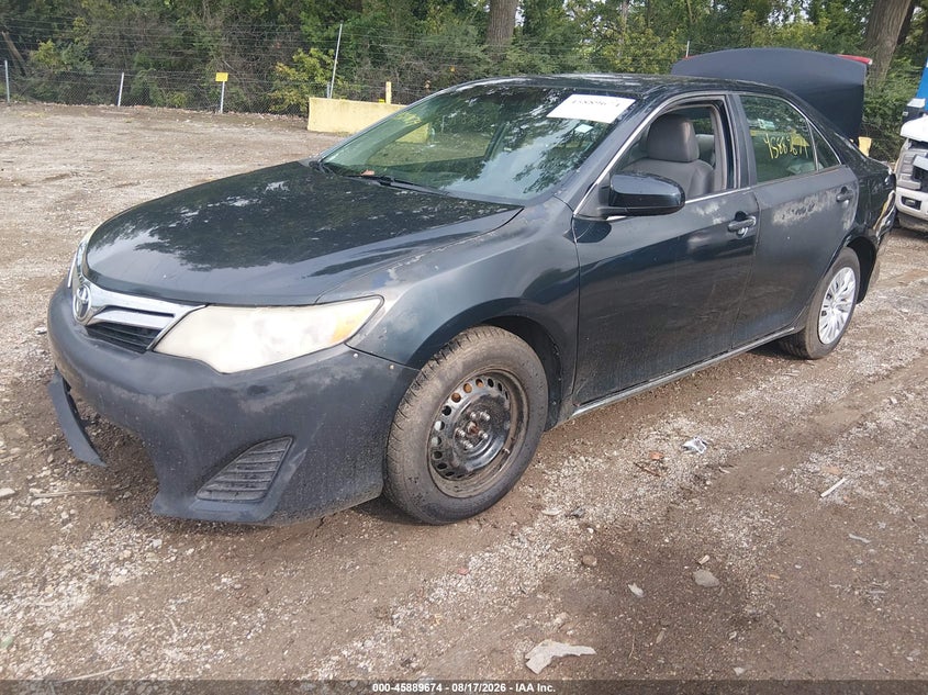 2012 TOYOTA CAMRY auction photo 2