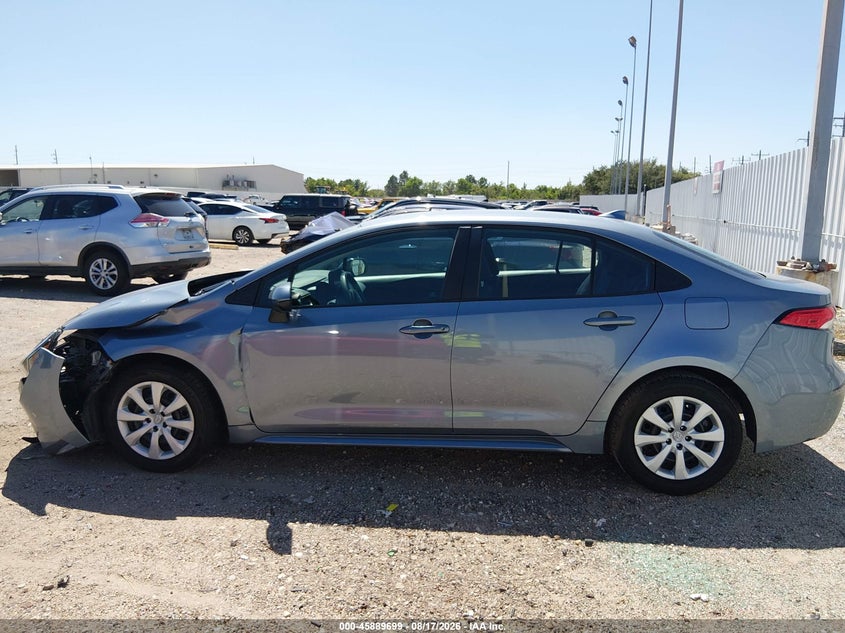 TOYOTA COROLLA - zdjęcie 14