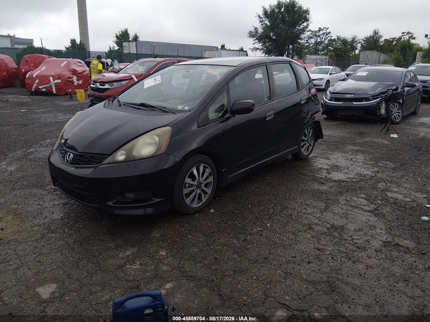 HONDA FIT 2013 VIN JHMGE8G56DC038755