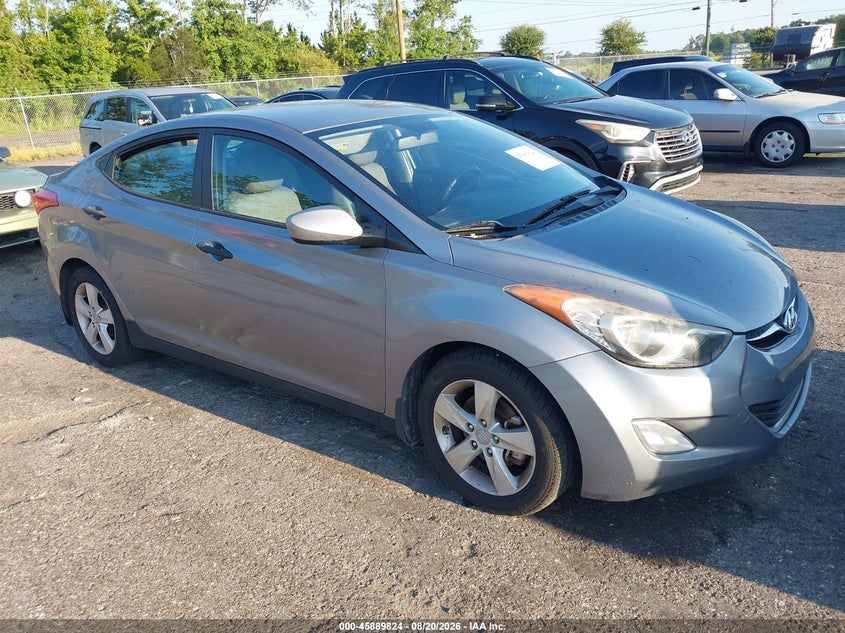 2013 HYUNDAI ELANTRA auction photo 1