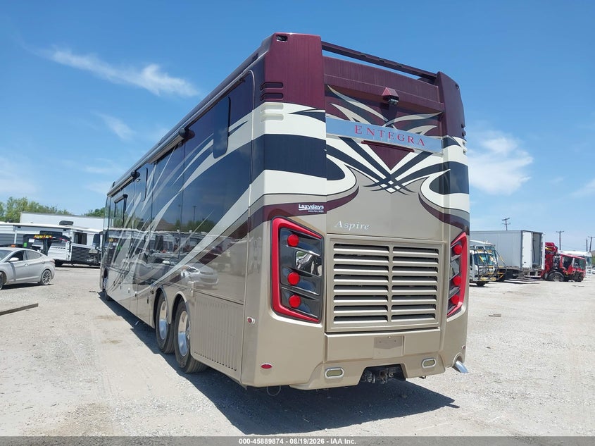 2017 SPARTAN MOTORS MOTORHOME auction photo 3