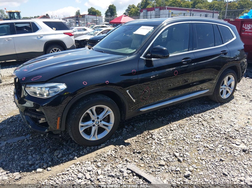 2021 BMW X3, Right Side, IAAI, VIN 5UXTY5C03M9H38313 — photo 2