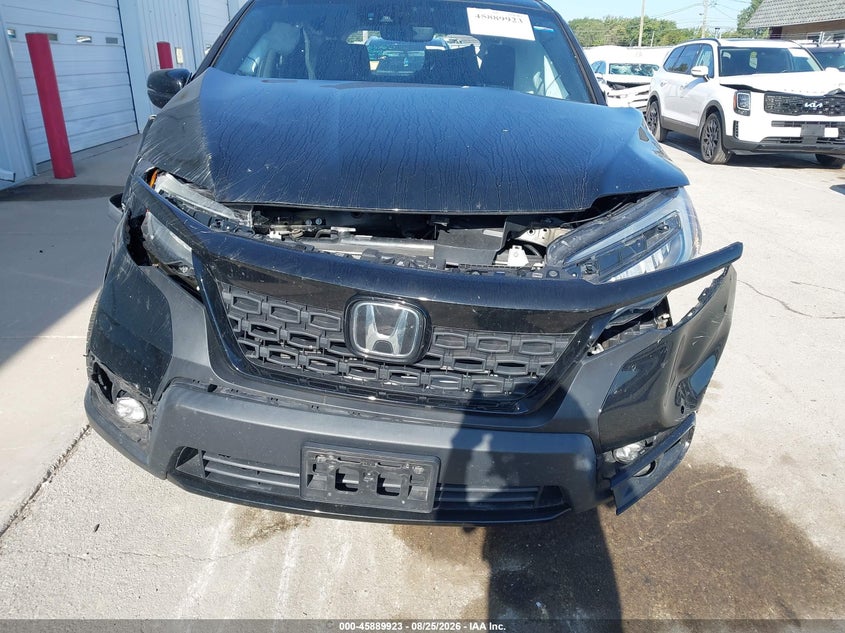 Photo 11 - HONDA PASSPORT