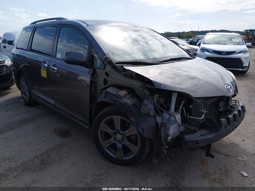 Vin: 5tdxz3dc1hs866129, lot: 46388996, toyota sienna se 8 passenger 2017 img_1