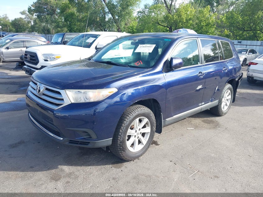 2011 TOYOTA HIGHLANDER auction photo 2