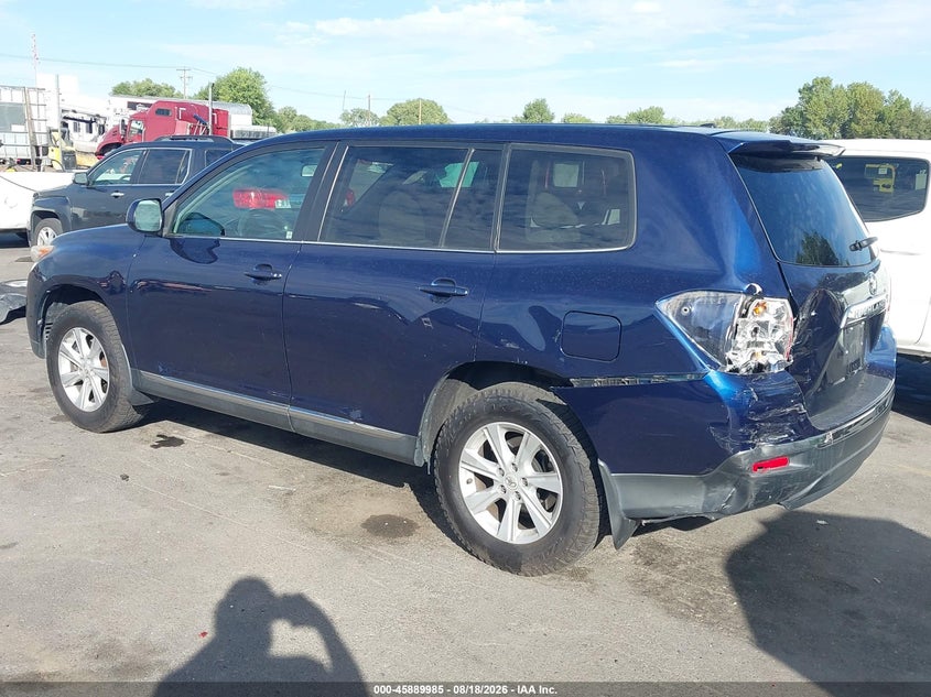 2011 TOYOTA HIGHLANDER auction photo 3