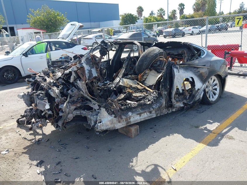 Vin: 5yjsa1e2xgf150974, lot: 46389075, tesla model s 60d/70d/75d/85d/90d 20162