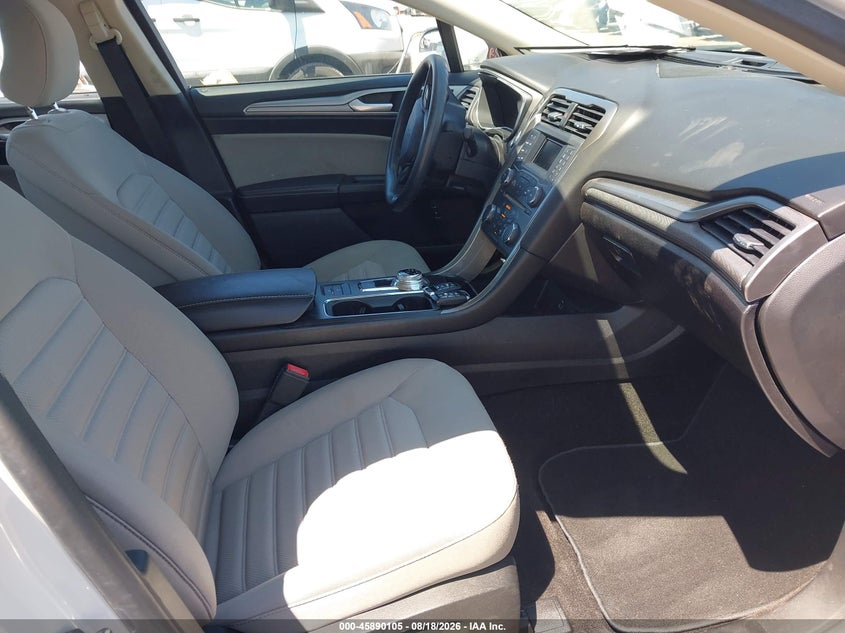 2018 FORD FUSION HYBRID auction photo 5