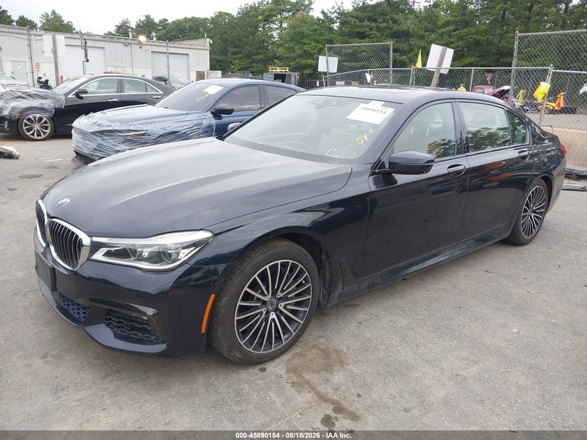 2016 BMW 750I auction photo 2