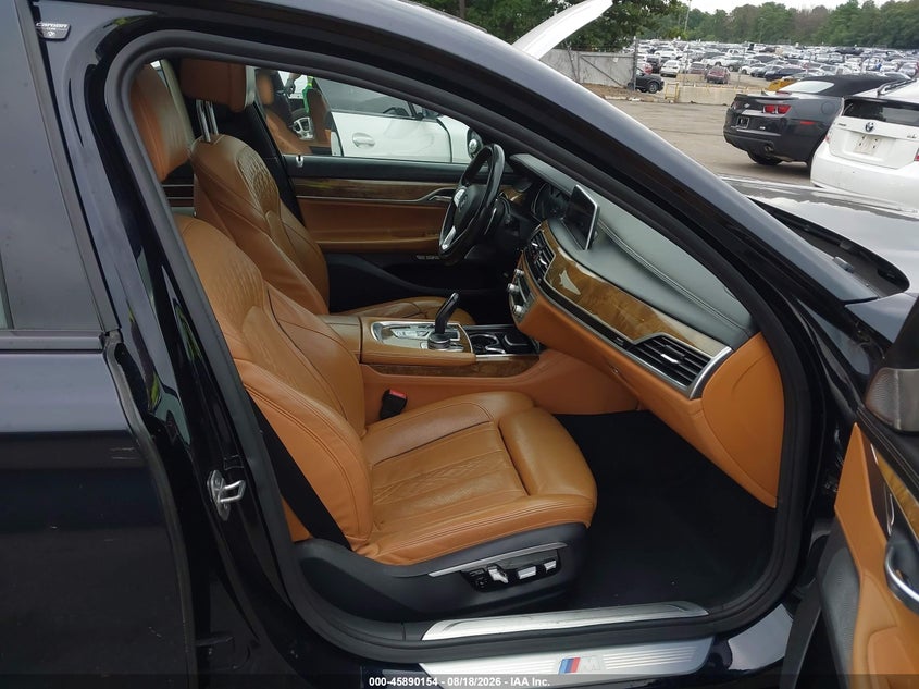 2016 BMW 750I auction photo 5