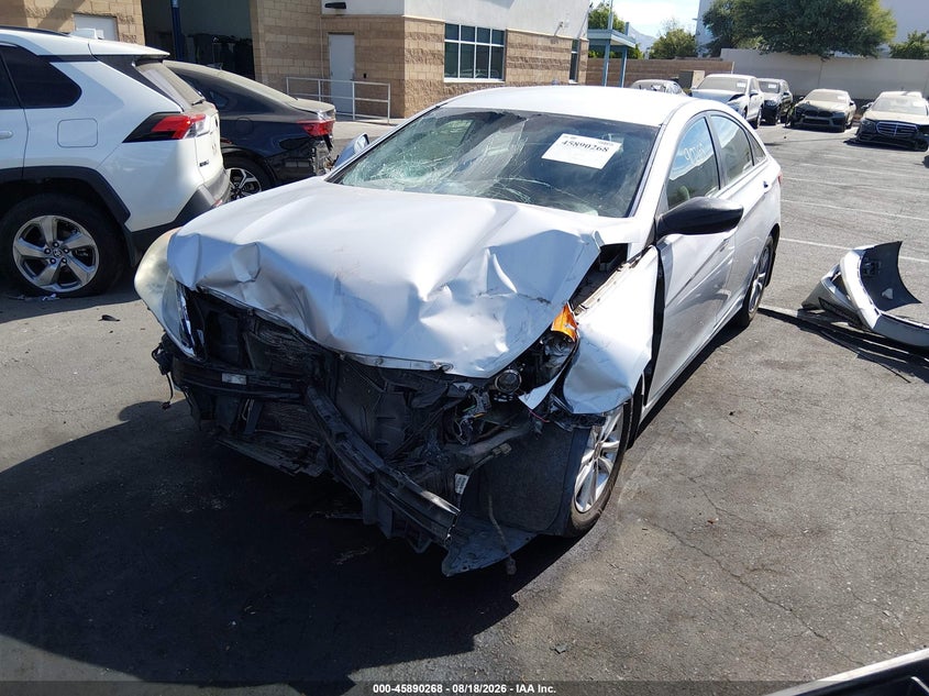 2013 Hyundai Sonata, Front End, IAAI, VIN 5NPEB4AC2DH545576 — photo 2
