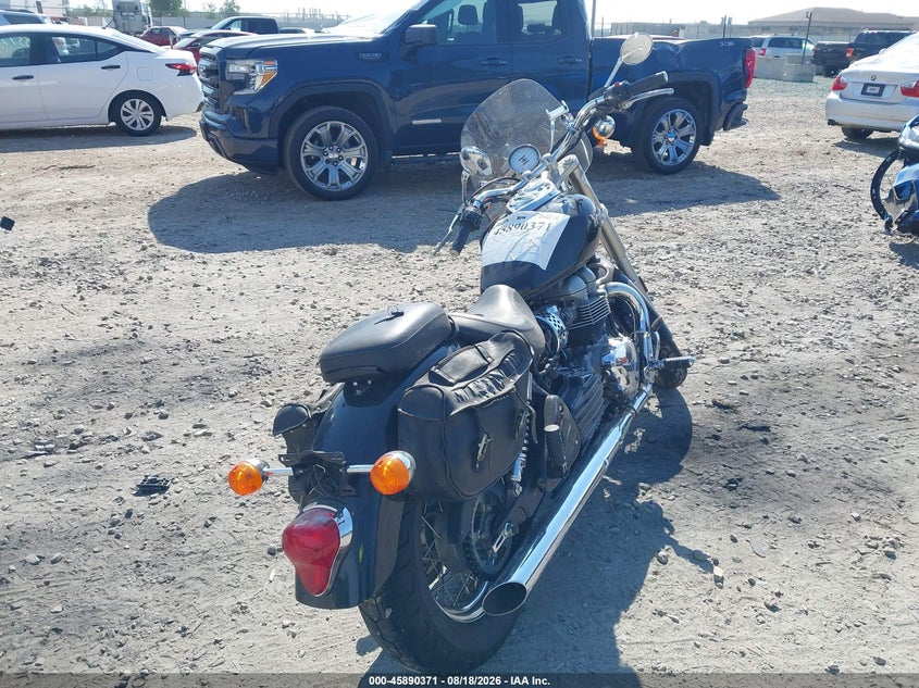 TRIUMPH BONNEVILLE 2006