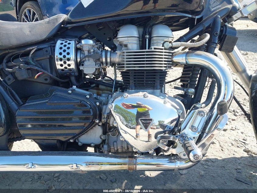 TRIUMPH BONNEVILLE 2006