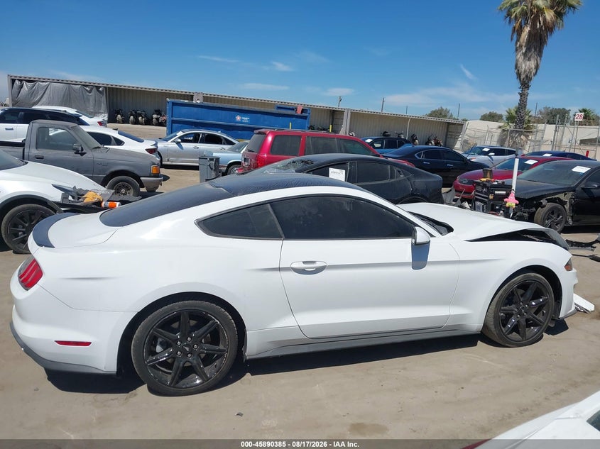 FORD MUSTANG - zdjęcie 13