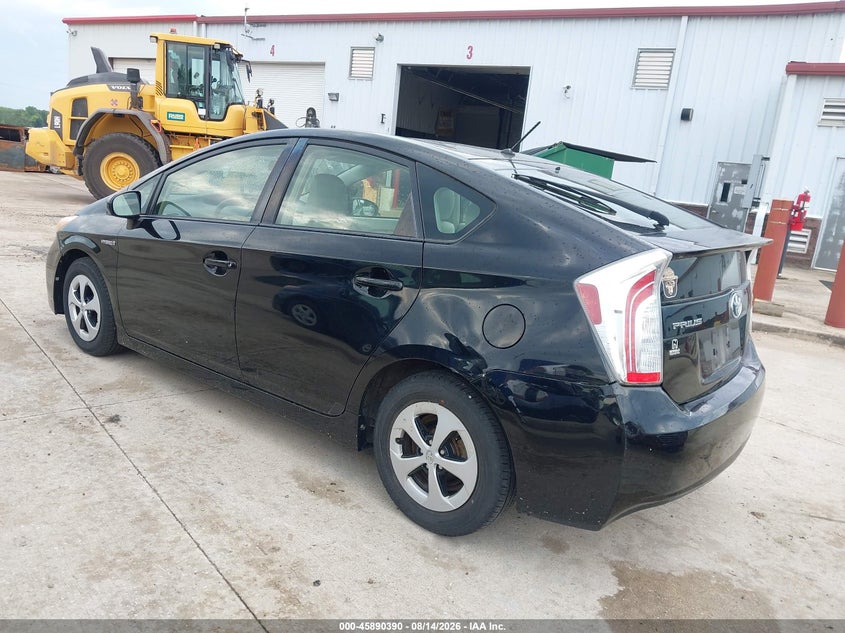 2014 TOYOTA PRIUS auction photo 3