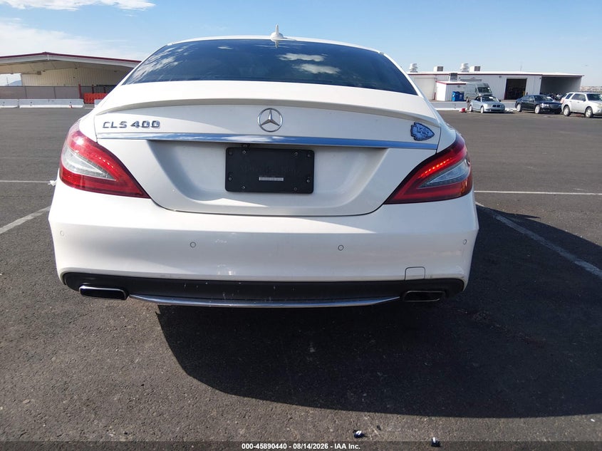 MERCEDES-BENZ CLS 400 - zdjęcie 17