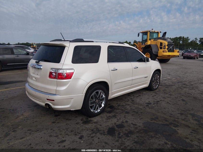 2012 GMC ACADIA auction photo 4