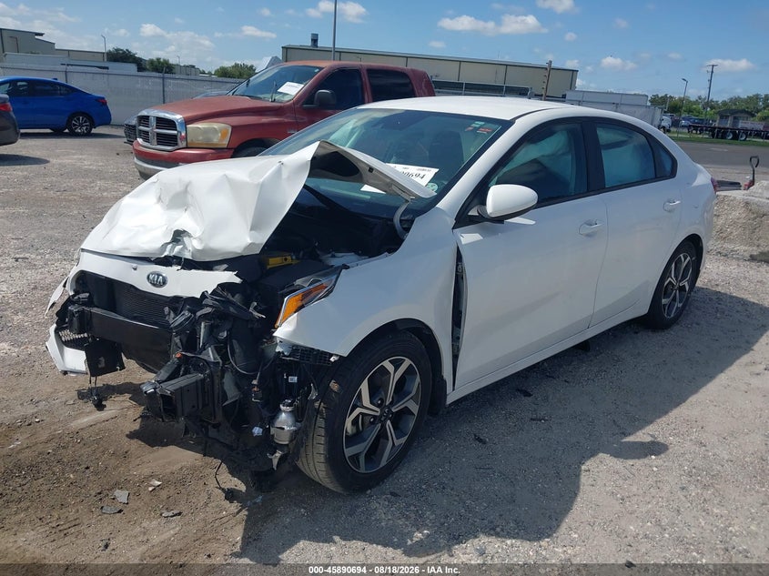 2021 KIA FORTE auction photo 2