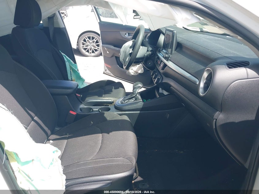 2021 KIA FORTE auction photo 5