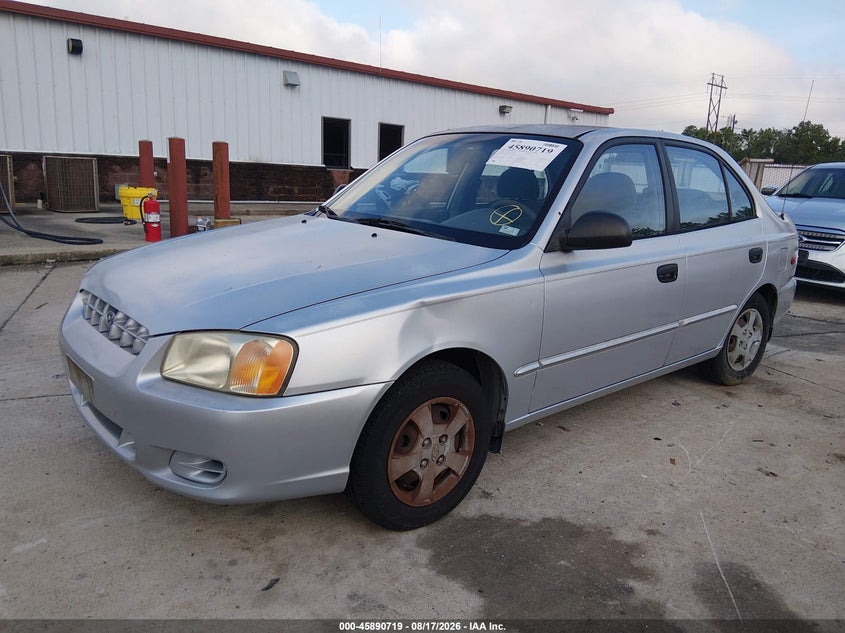 2002 HYUNDAI ACCENT auction photo 2
