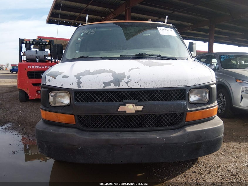 CHEVROLET EXPRESS 1500 2011 VIN 1GCSGAFX9B1173950