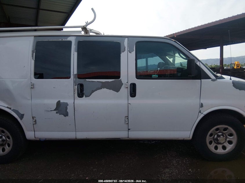CHEVROLET EXPRESS 1500 2011 VIN 1GCSGAFX9B1173950
