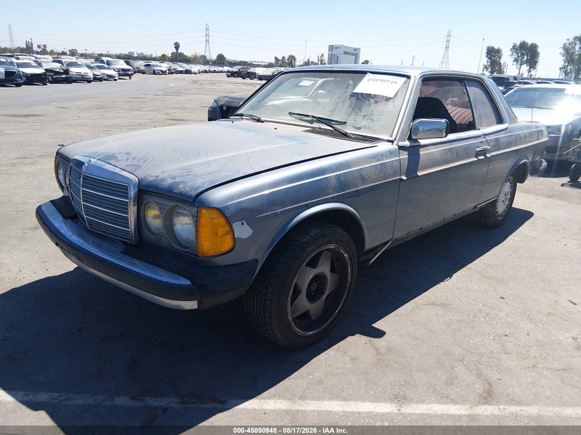 1984 MERCEDES-BENZ 300 auction photo 2