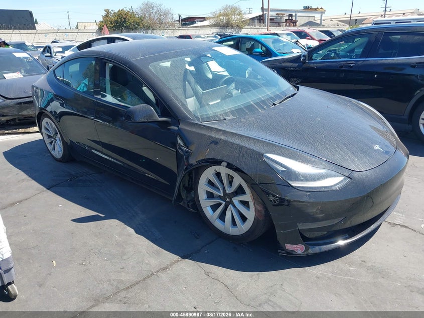 TESLA MODEL 3 - zdjęcie 1