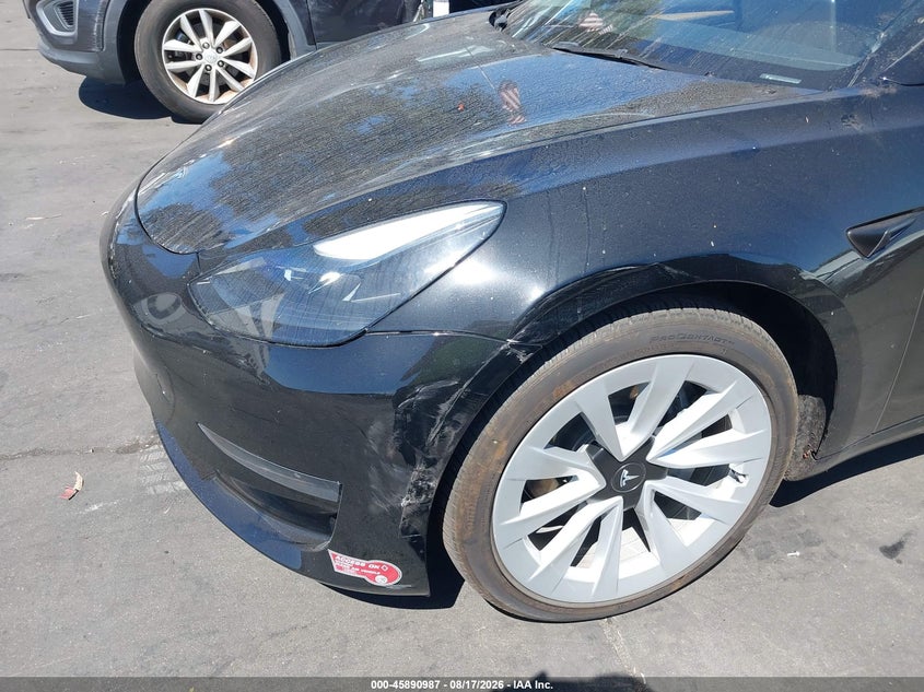 TESLA MODEL 3 - zdjęcie 19
