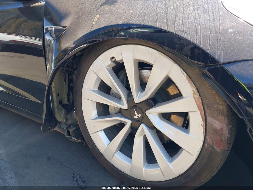 TESLA MODEL 3 - zdjęcie 6