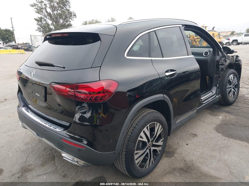 2025 MERCEDES-BENZ GLA 250 — zdjęcie 4