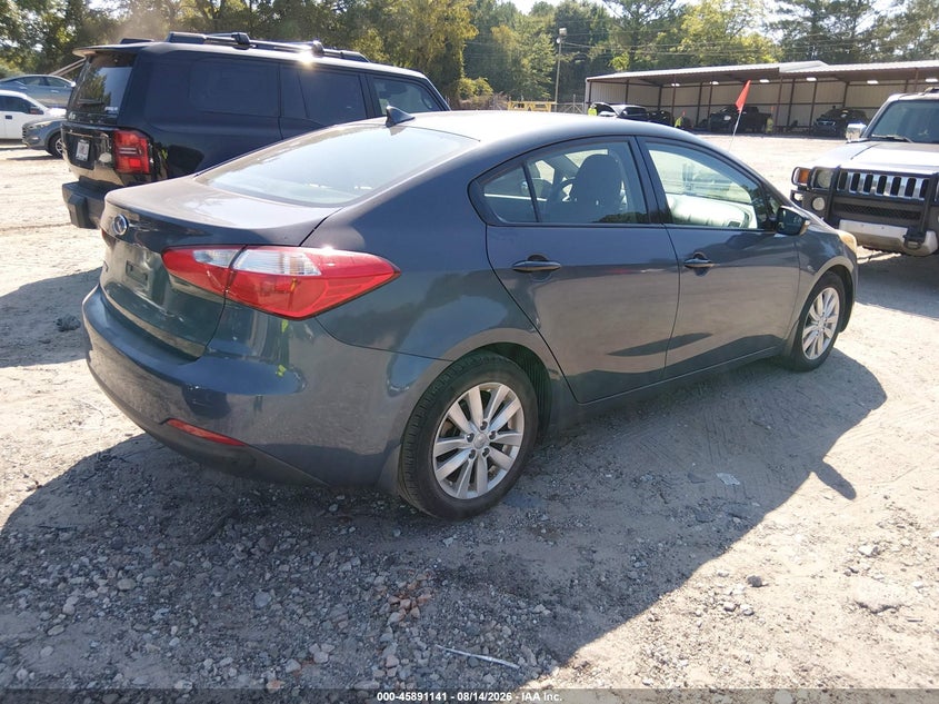 2016 KIA FORTE auction photo 4