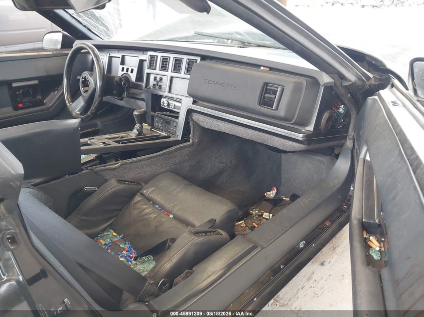 1987 CHEVROLET CORVETTE auction photo 5