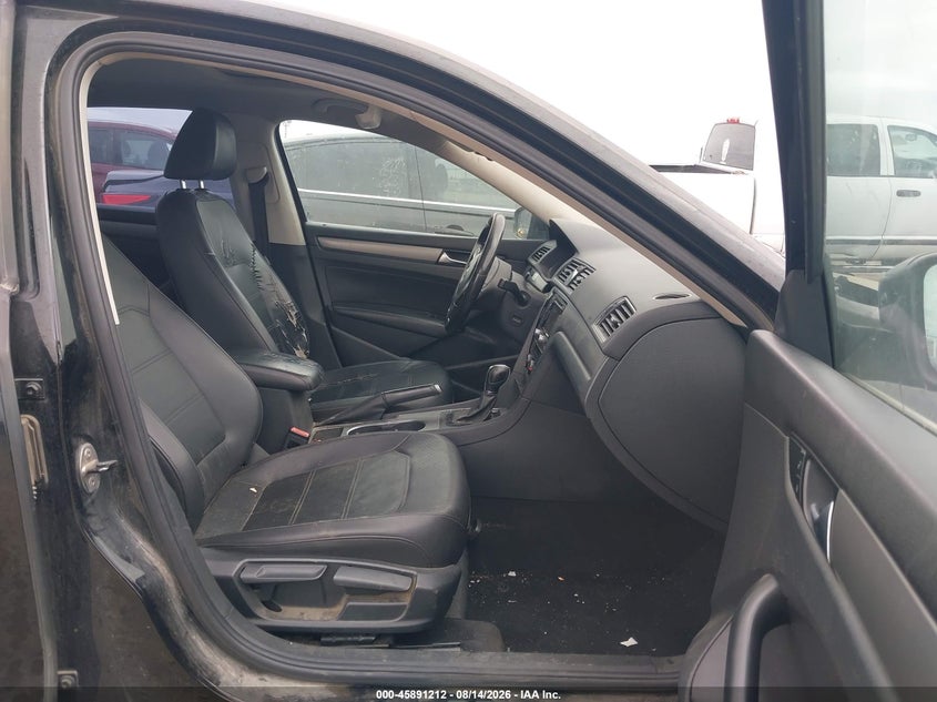 2014 VOLKSWAGEN PASSAT auction photo 5
