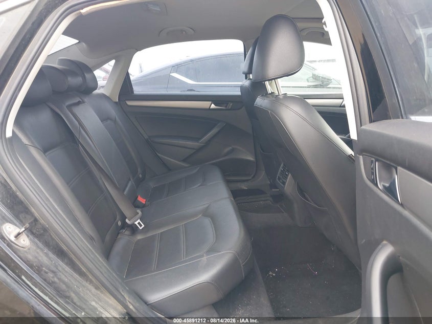 2014 VOLKSWAGEN PASSAT auction photo 8