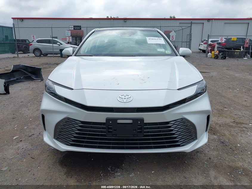 TOYOTA CAMRY - zdjęcie 13