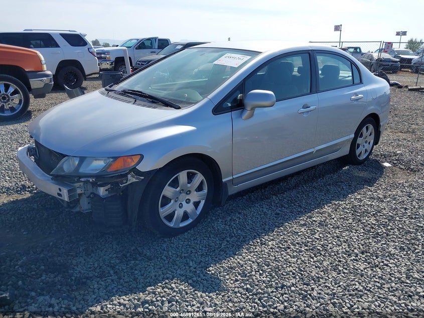 2008 Honda Civic, Right Front, IAAI, VIN 2HGFA16518H353355 — photo 2