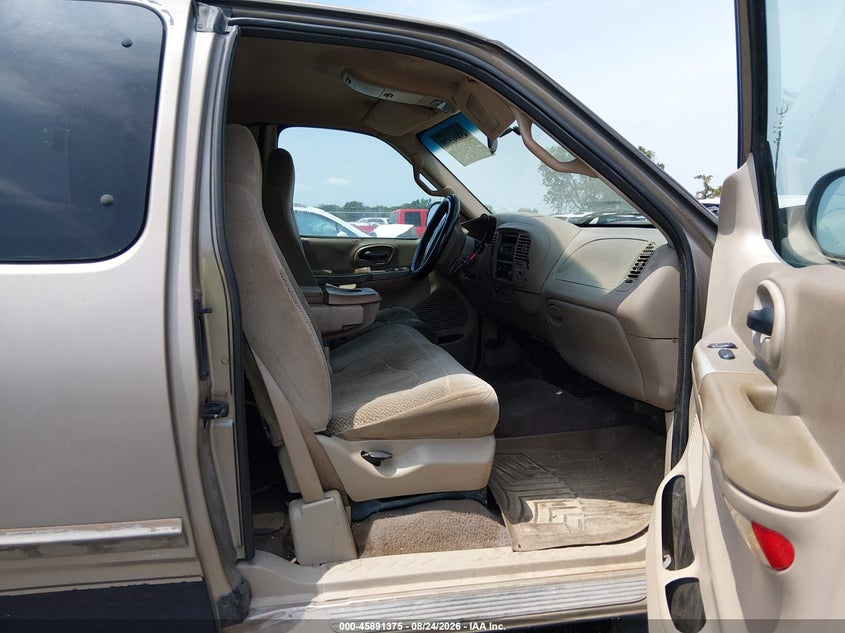 2001 FORD F-150 auction photo 5