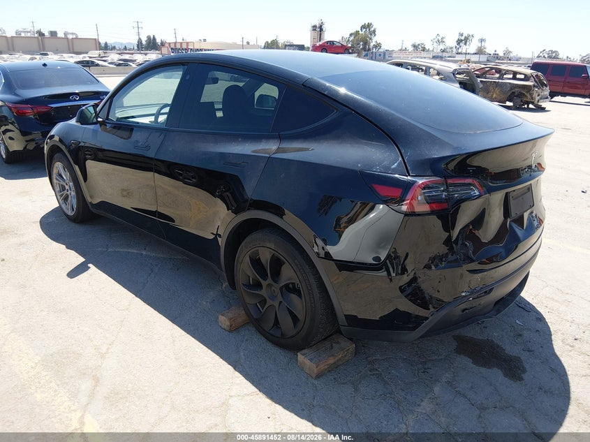 TESLA MODEL Y 2023 VIN 7SAYGDEE4PA079159