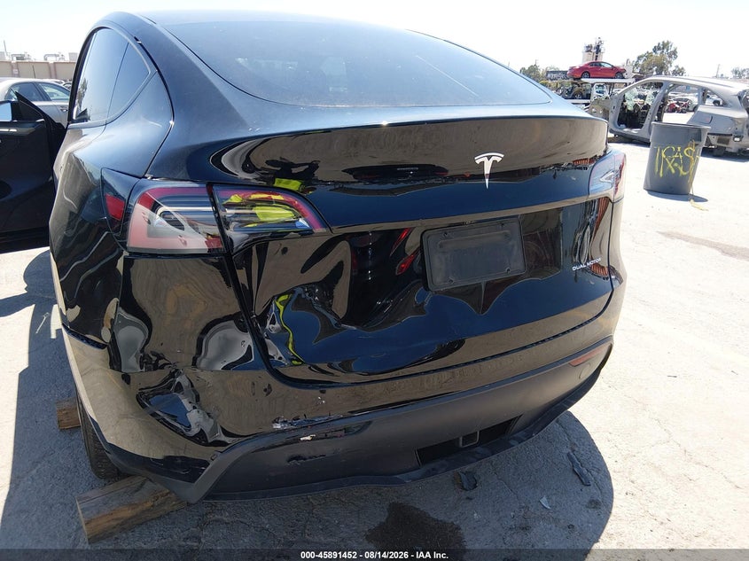 TESLA MODEL Y 2023 VIN 7SAYGDEE4PA079159