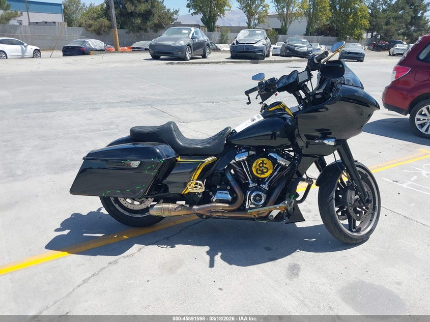 HARLEY-DAVIDSON FLTRX 2018